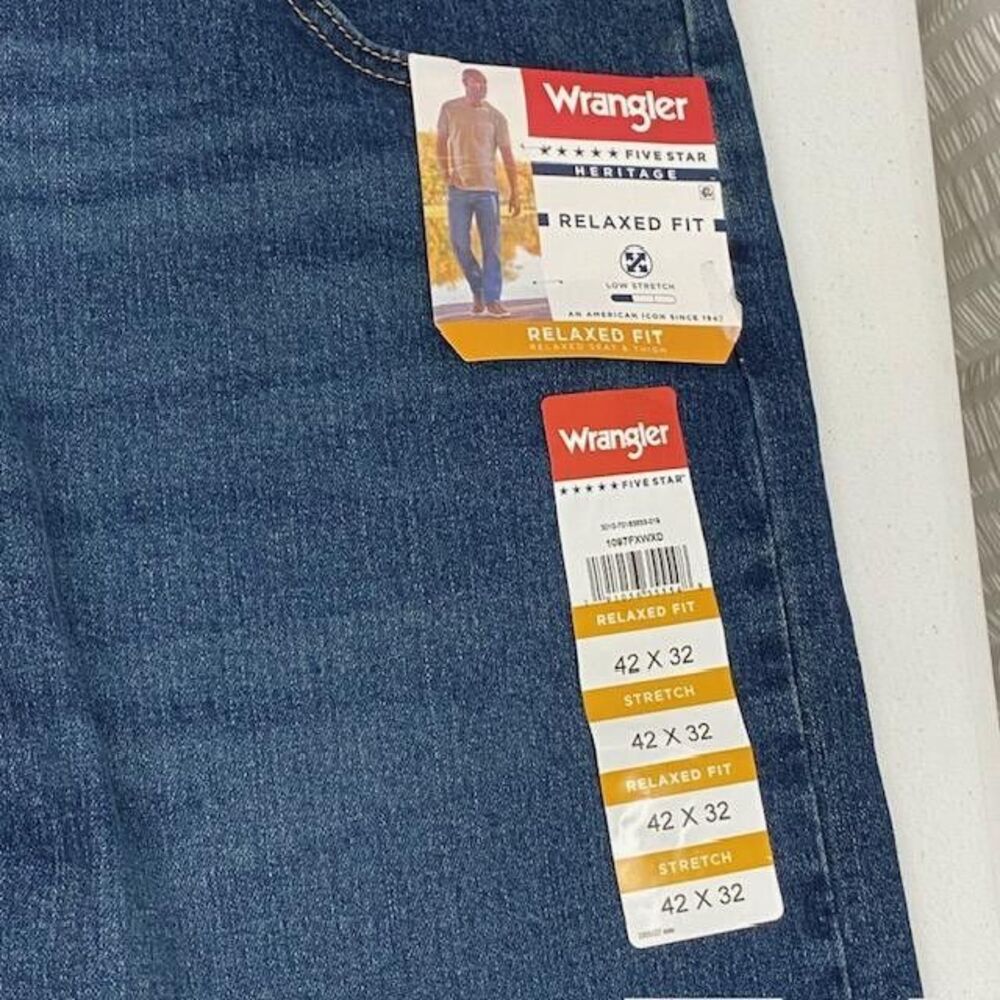 Wrangler Five Star Mens Jeans 42x32 NWT Relaxed Fit Stretch Dark Blue Denim